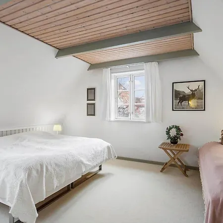 Ae282-marstal-dronningestraede-8 *